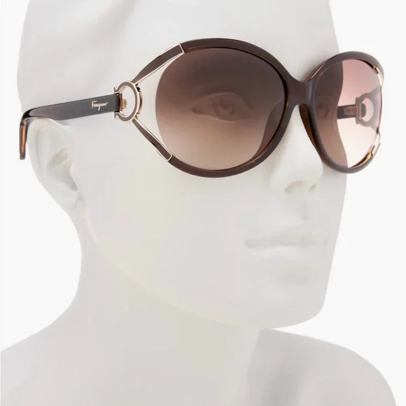 BRAND NEW Ferragamo Oval Oversize Classic Sunglasses - Picture 2 of 2